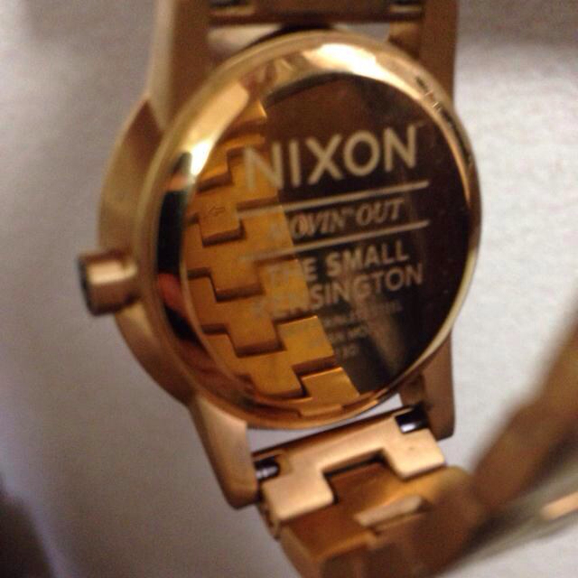 NIXON(ニクソン)のNIXON ゴールド腕時計 レディースのファッション小物(腕時計)の商品写真