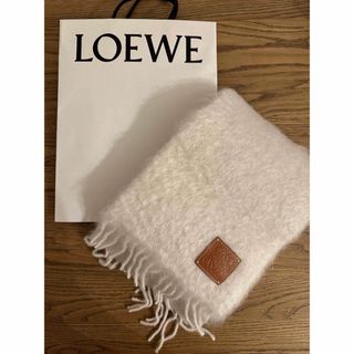 LOEWE(マフラー/ショール ・ ホワイト/白色系)のフリマ LOEWE(マフラー/ショール ・ ホワイト/白色系)のフリマ