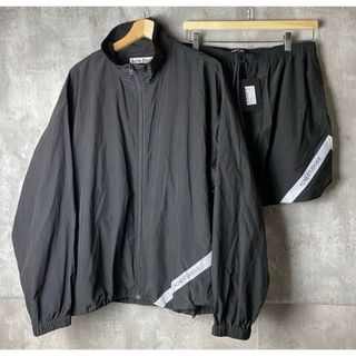 Acne Studios(ナイロンジャケット)のフリマアイテム一覧 Acne Studios(ナイロンジャケット)のフリマアイテム一覧