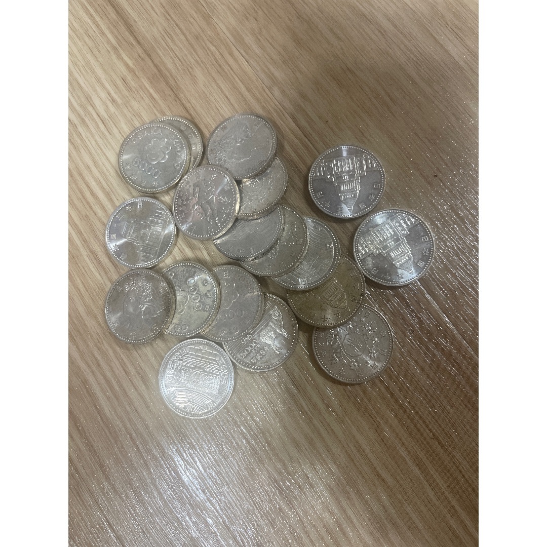 5000円銀貨