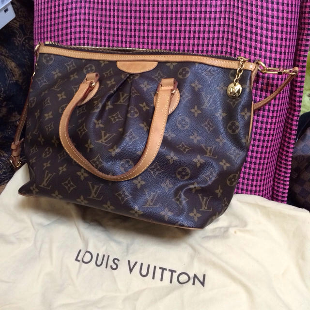 LOUIS VUITTON - ヴィトン