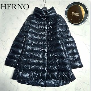 HERNO - 極美品/L✨艶やか꧁ヘルノ꧂ノーカラー ライトダウン HERNO - 極美品/L✨艶やか꧁ヘルノ꧂ノーカラー ライトダウン
