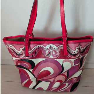 EMILIO PUCCI(バッグ)のフリマアイテム一覧 EMILIO PUCCI(バッグ)のフリマアイテム一覧