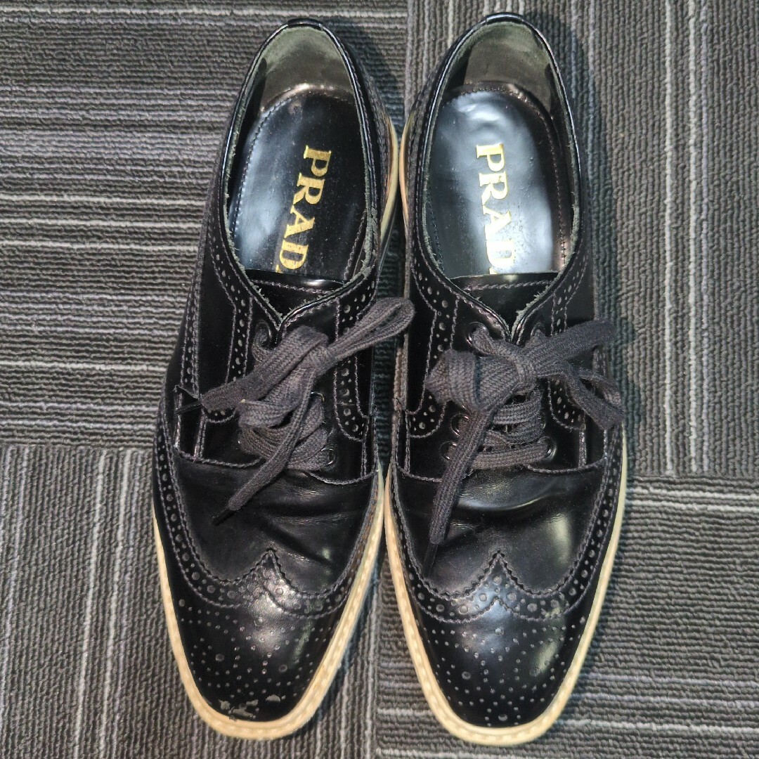 PRADA パテントレザー レースアップシューズ ブラック 35サイズ PRADA パテントレザー レースアップシューズ ブラック 35サイズ