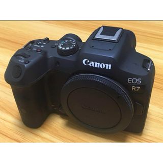 Canon EOS R7 ボディ ハイエンドモデル ミラーレスカメラ 温かい Canon EOS R7 ボディ ハイエンドモデル ミラーレスカメラ 温かい
