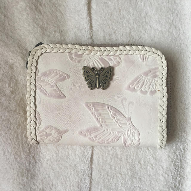 ANNA SUI(アナスイ)のANNA SUI 未使用 二つ折り財布 ホワイト レディースのファッション小物(財布)の商品写真