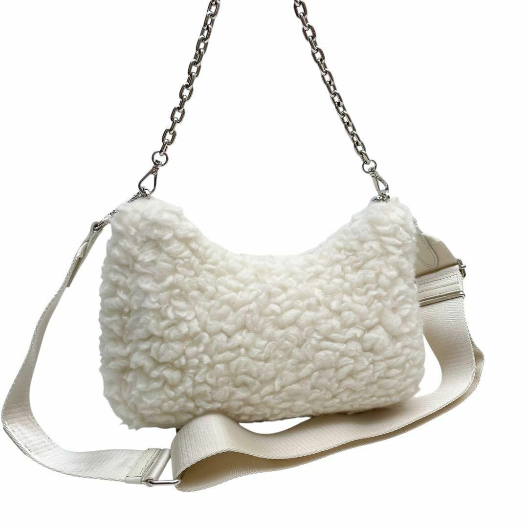 美品 プラダ ボア シアリング チェーン ショルダー ハンド バッグ 白 美品 プラダ ボア シアリング チェーン ショルダー ハンド バッグ 白