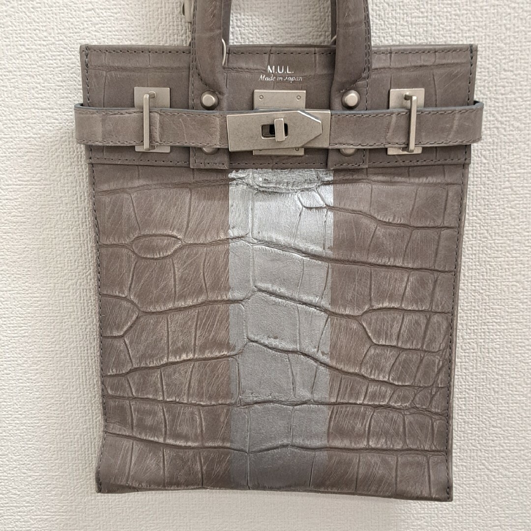 m.u.l エムユーエル サコッシュ SS クロコ型押し 灰グレー m.u.l エムユーエル サコッシュ SS クロコ型押し 灰グレー