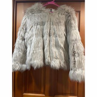 H&M(毛皮/ファーコート)のフリマアイテム一覧 H&M(毛皮/ファーコート)のフリマアイテム一覧