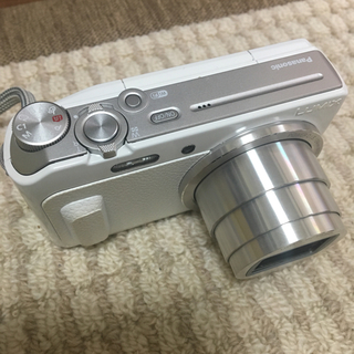 パナソニック(Panasonic)のLUMIX  DMC-TZ57 (コンパクトデジタルカメラ)