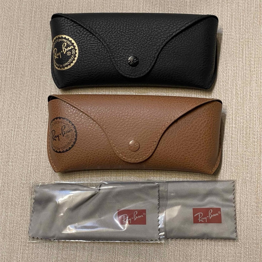 Ray-Ban(レイバン)の【新品未使用】Ray-Ban メガネケース 2個セット メンズのファッション小物(サングラス/メガネ)の商品写真