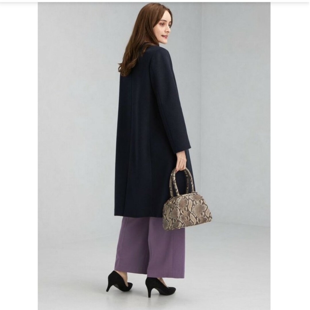 UNITED ARROWS green label relaxing(ユナイテッドアローズグリーンレーベルリラクシング)のW/N ノーラペル ノーカラーコート　サイズ42　ネイビー ノーカラー レディースのジャケット/アウター(ロングコート)の商品写真
