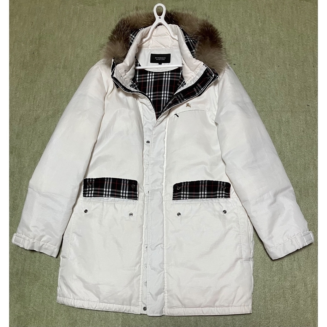 Burberryダウンコート。L。美品。値下げ。 Burberryダウンコート。L。美品。値下げ。