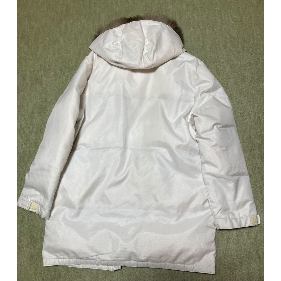 Burberryダウンコート。L。美品。値下げ。 Burberryダウンコート。L。美品。値下げ。