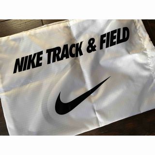ナイキ(NIKE)のNIKE シューズケース　シューズ袋（ドラゴンフライ）(陸上競技)