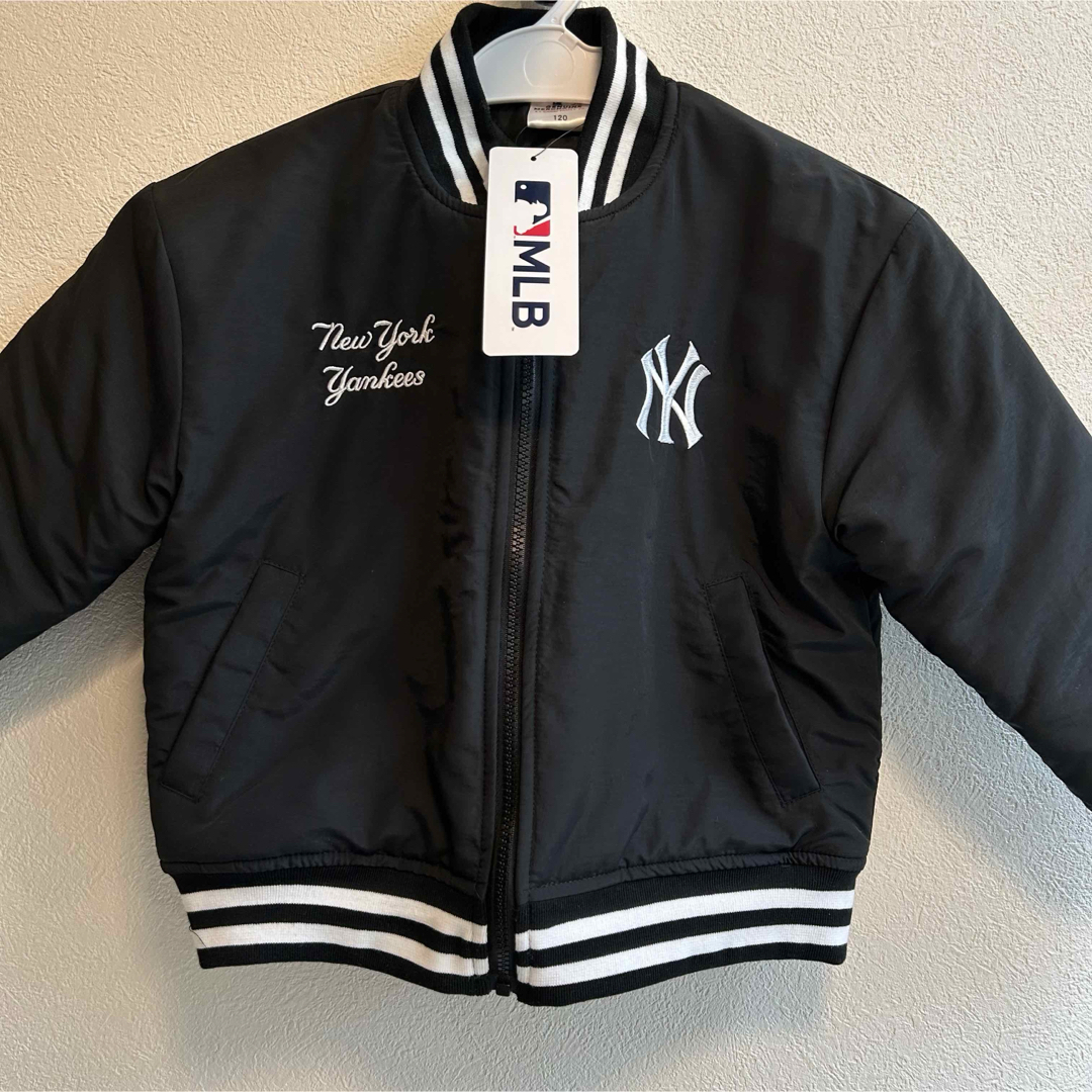 MLB - 【120】MLB ヤンキース 中綿入りジャンパー○ブルゾン MLB - 【120】MLB ヤンキース 中綿入りジャンパー○ブルゾン