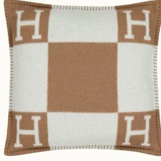 HERMES(クッション)のフリマアイテム一覧 HERMES(クッション)のフリマアイテム一覧