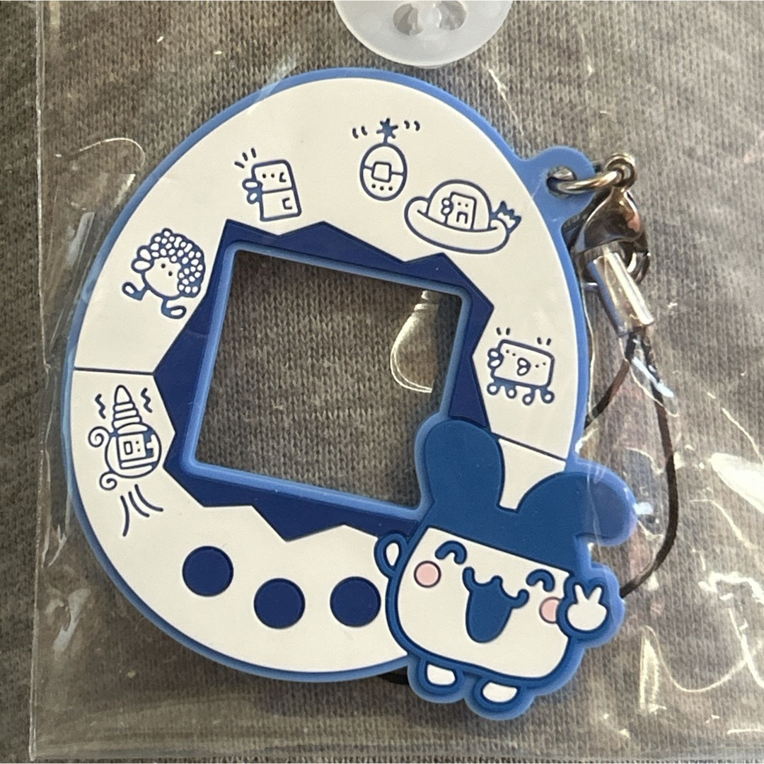 BANDAI(バンダイ)のたまごっち 一番くじ ラバーチャーム 証明写真ホルダー みみっち 2023 F賞 エンタメ/ホビーのアニメグッズ(ストラップ)の商品写真