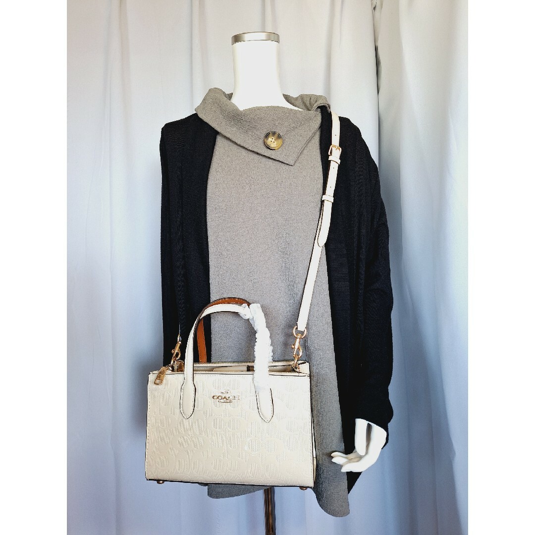 新品】COACH コーチ スモール トートバッグ 25 ショルダーバッグ 新品】COACH コーチ スモール トートバッグ 25 ショルダーバッグ