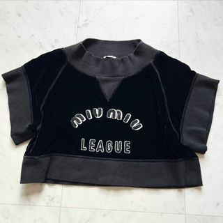 MIU MIU - 定価20万 MIUMIU 2022 ベルベットトップス アーチロゴ MIU MIU - 定価20万 MIUMIU 2022 ベルベットトップス アーチロゴ