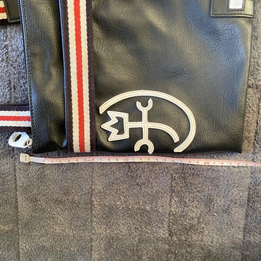 美品 CASTELBAJAC ショルダーバッグ 黒 ストライプ 美品 CASTELBAJAC ショルダーバッグ 黒 ストライプ
