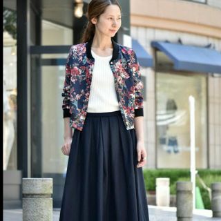 スピックアンドスパン(Spick & Span)の花柄リバーシブルスカジャン♡美品(スカジャン)