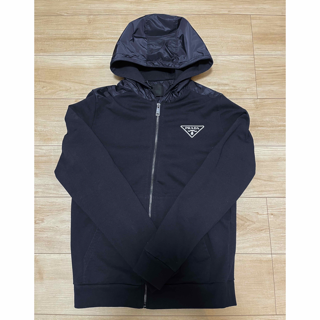 美品 PRADA パーカー 美品 PRADA パーカー
