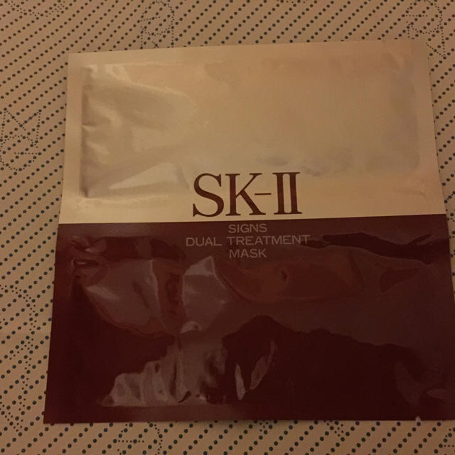 SK-II(エスケーツー)のSKⅡサインズデュアルトリートメントマスク2000円ピテラシートパック コスメ/美容のスキンケア/基礎化粧品(パック/フェイスマスク)の商品写真