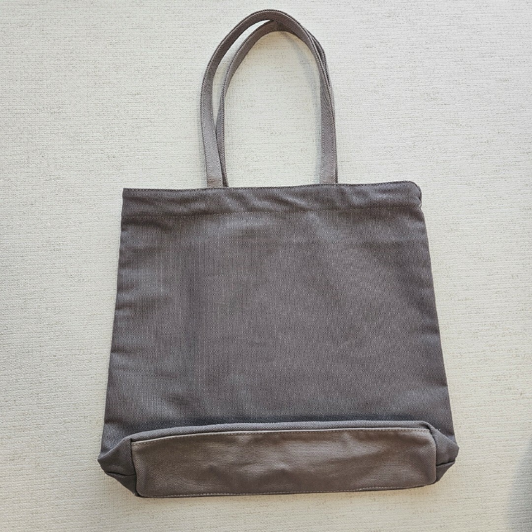 新品未使用】フォンダシオン ルイヴィトン美術館限定 トートバッグ 新品未使用】フォンダシオン ルイヴィトン美術館限定 トートバッグ