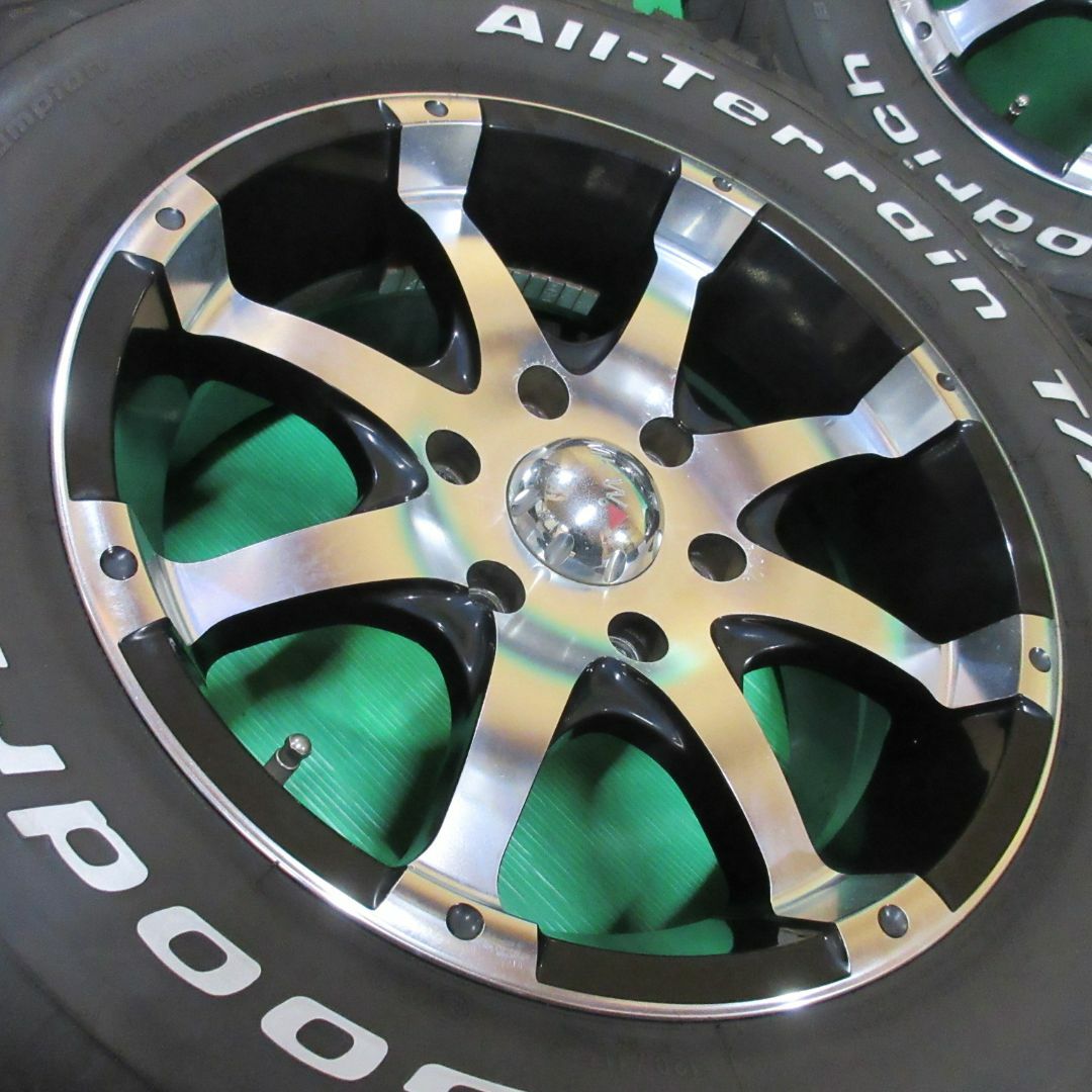 BFグッドリッチ - プラド 265/65R17 120/117S LT夏タイヤ サーフ BFグッドリッチ - プラド 265/65R17 120/117S LT夏タイヤ サーフ