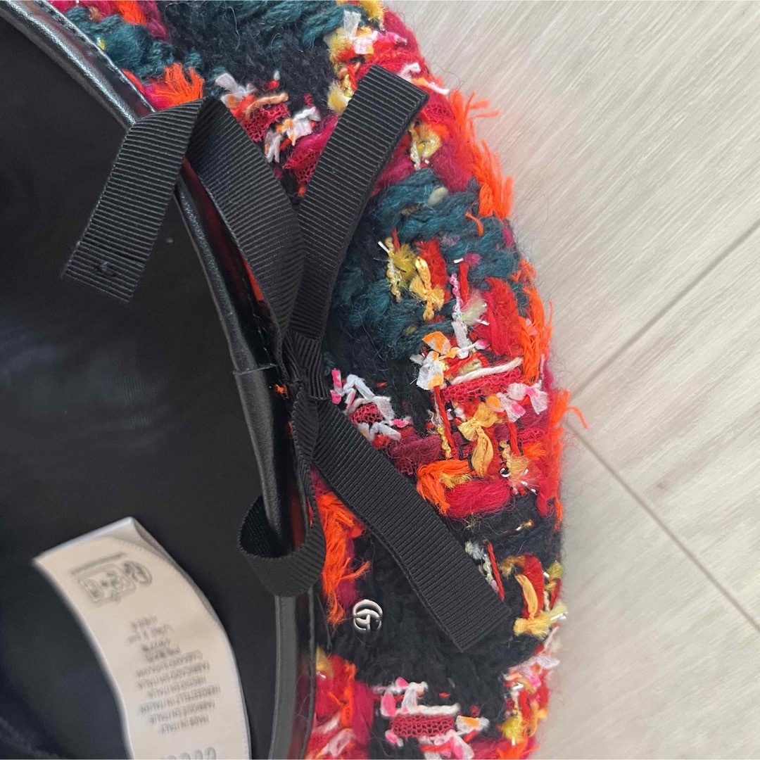 GUCCI - 【未使用品】GUCCI グッチ ベレー帽 希少デザイン 箱 GUCCI - 【未使用品】GUCCI グッチ ベレー帽 希少デザイン 箱