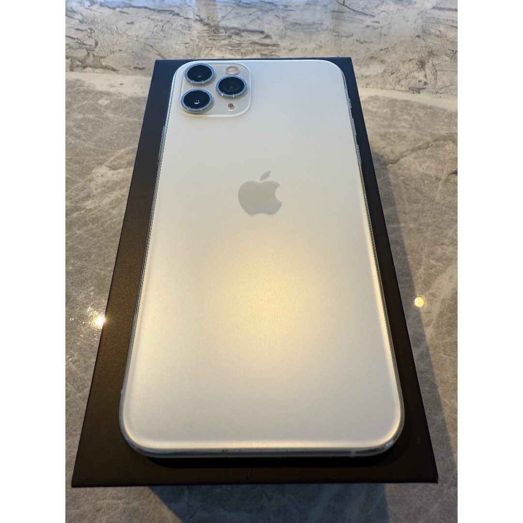 Apple - <美品> iPhone11pro 256G シルバー　バッテリー91%