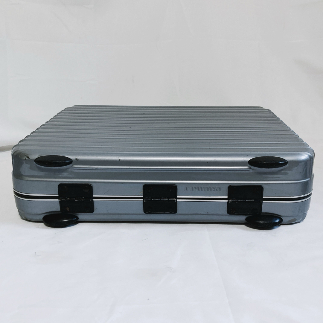 RIMOWA - RIMOWA リモワ アタッシュケース シルバー RIMOWA - RIMOWA リモワ アタッシュケース シルバー