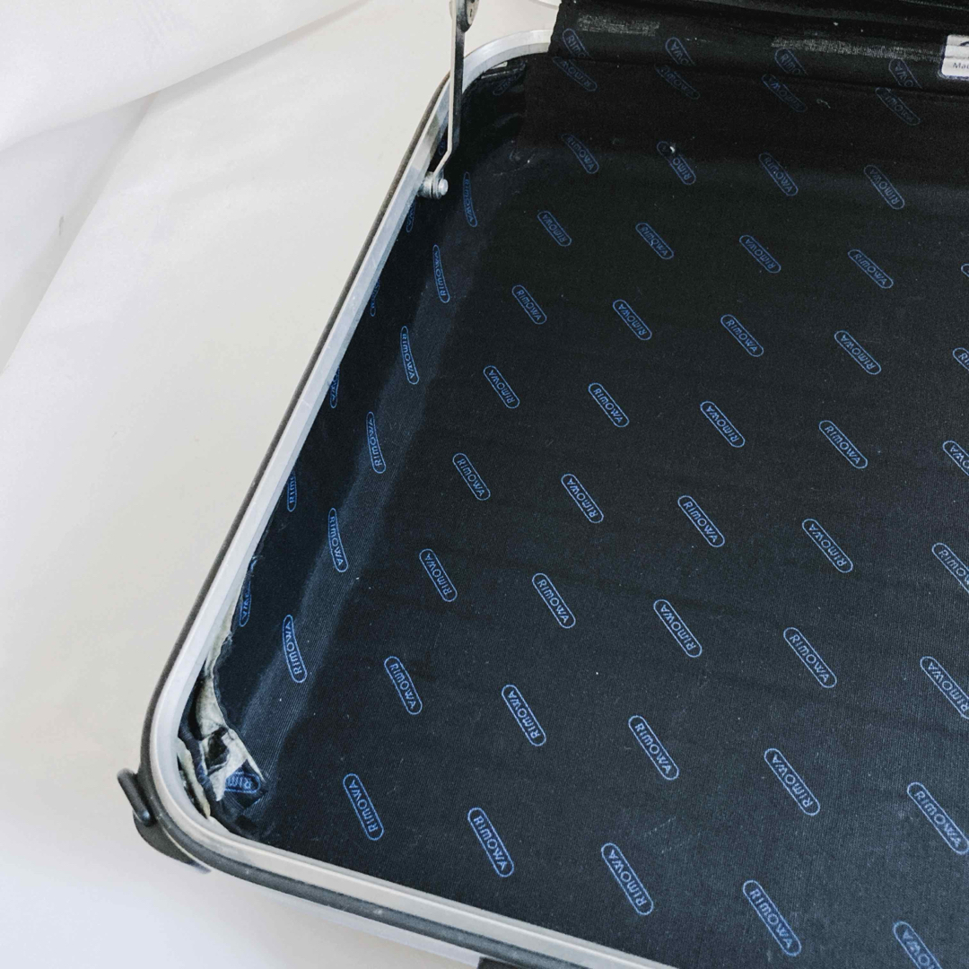 RIMOWA - RIMOWA リモワ アタッシュケース シルバー RIMOWA - RIMOWA リモワ アタッシュケース シルバー