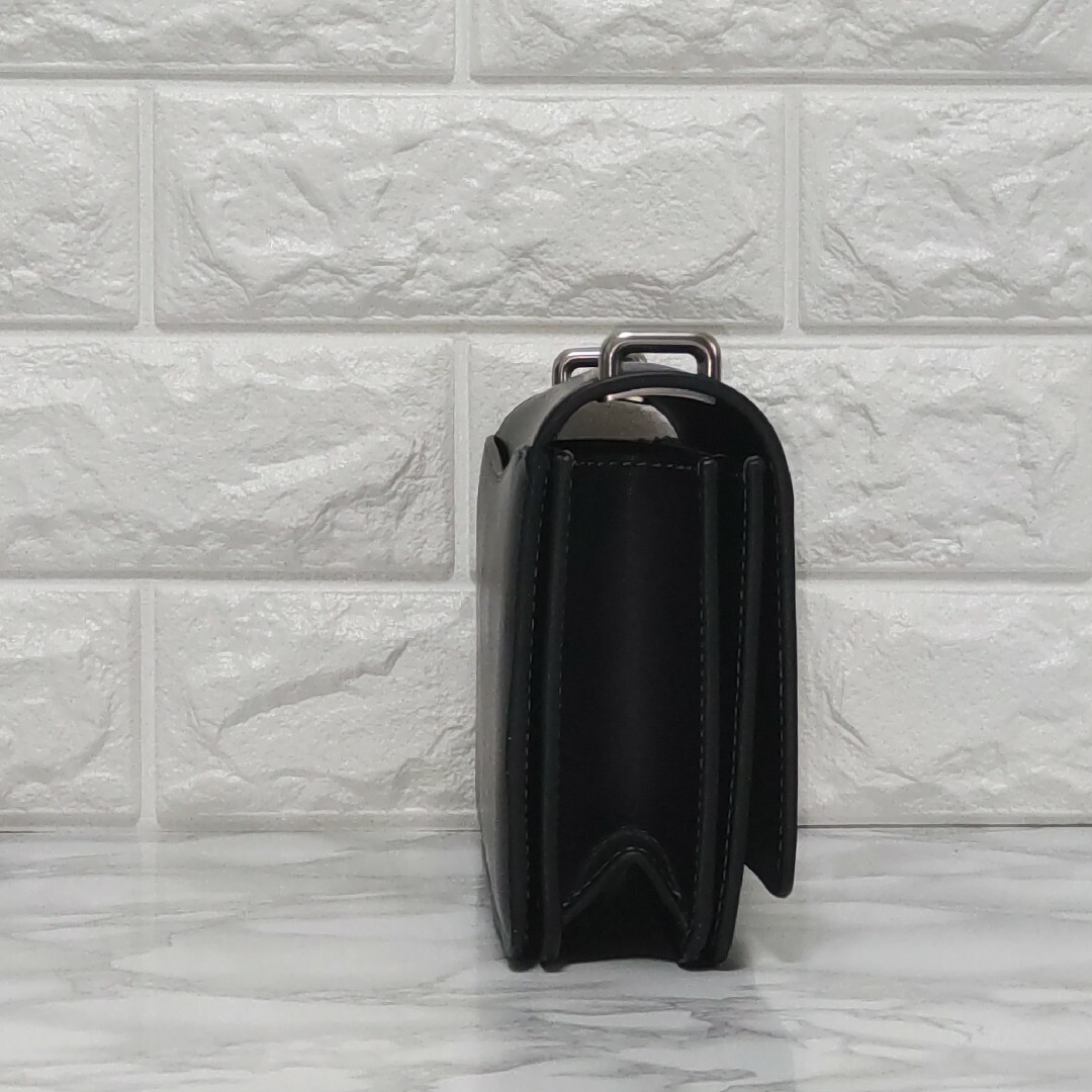 COACH コーチ ショルダーバッグ 新作 バンディット 黒 シルバー COACH コーチ ショルダーバッグ 新作 バンディット 黒 シルバー