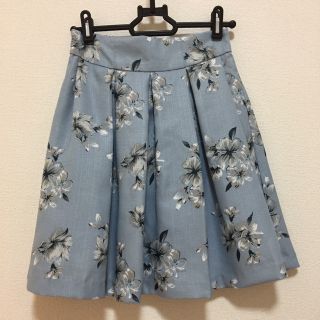 マジェスティックレゴン(MAJESTIC LEGON)のMAJESTIC LEGON ♡花柄スカパン(ミニスカート)