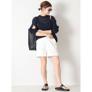 DEUXIEME CLASSE(ショートパンツ ・ ブラック/黒色系)のフリマ DEUXIEME CLASSE(ショートパンツ ・ ブラック/黒色系)のフリマ