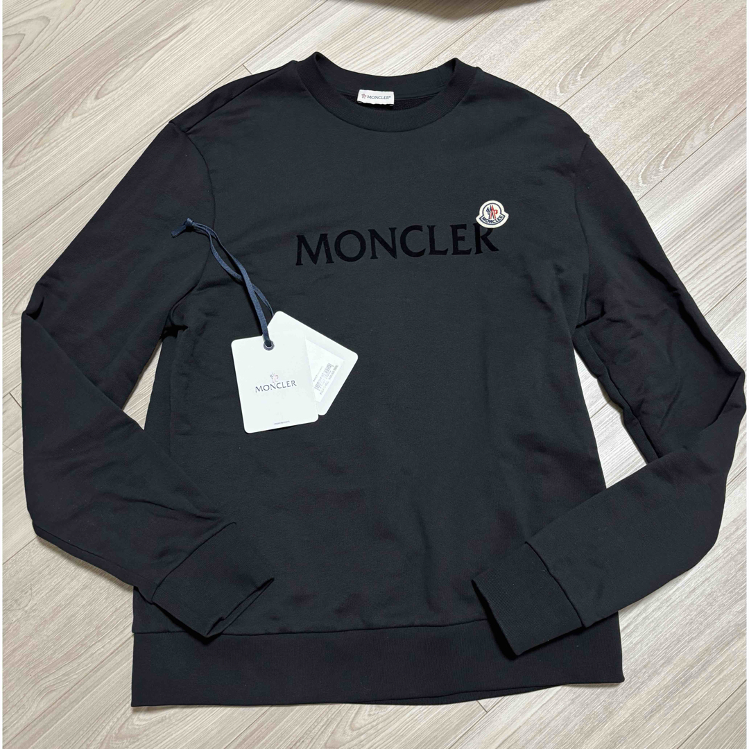 新品⭐︎未使用】MONCLER / クルーネック ロゴ スウェット L 黒 新品⭐︎未使用】MONCLER / クルーネック ロゴ スウェット L 黒