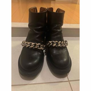 GIVENCHY(ブーツ)のフリマアイテム一覧 GIVENCHY(ブーツ)のフリマアイテム一覧