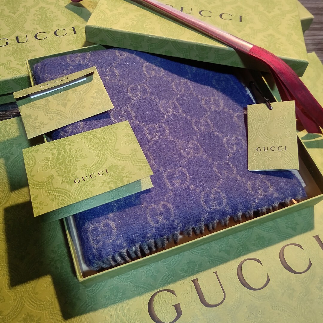 ❤新品箱袋付❤GUCCI マフラー ショール ストール❤最高級 ❤新品箱袋付❤GUCCI マフラー ショール ストール❤最高級