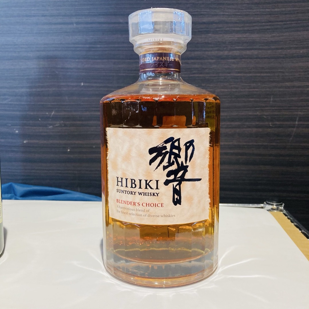 サントリー 響 ブレンダーズチョイス 700ml ウイスキー サントリー 響 ブレンダーズチョイス 700ml ウイスキー