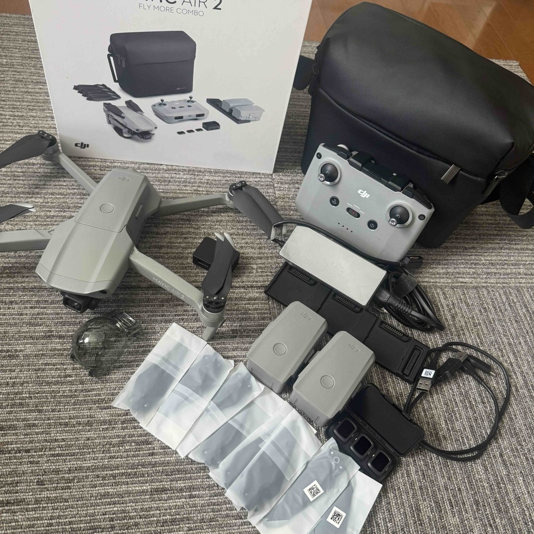 DJI MAVIC AIR 2 FLY MORE COMBO DJI MAVIC AIR 2 FLY MORE COMBO