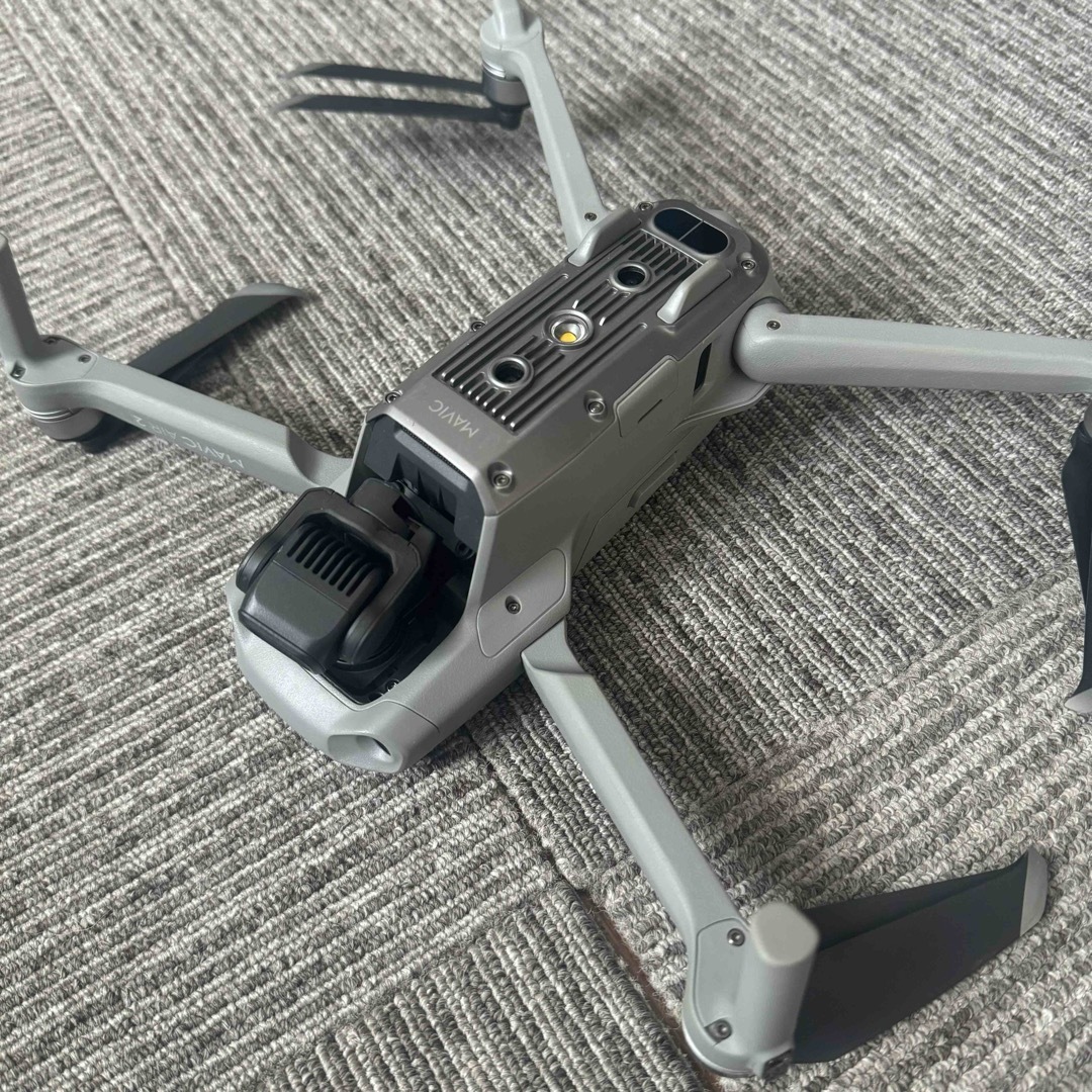 DJI MAVIC AIR 2 FLY MORE COMBO DJI MAVIC AIR 2 FLY MORE COMBO