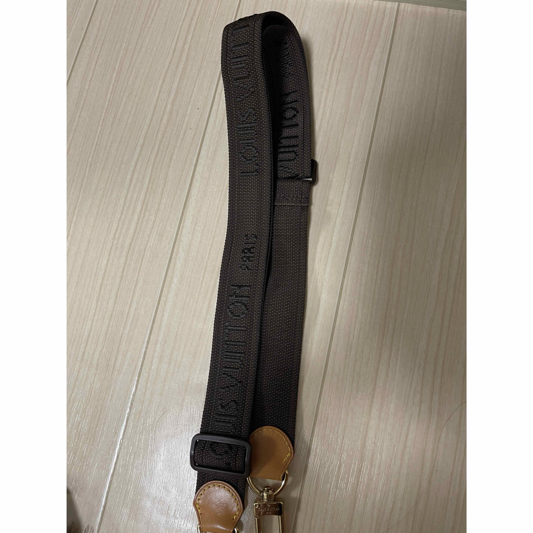 LOUIS VUITTON ブラウンレザーショルダーストラップ