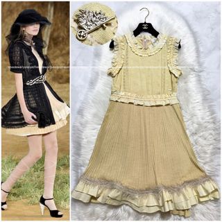 CHANEL - 本物 美品 ランウェイ シャネル COCO装飾 フラワー CHANEL - 本物 美品 ランウェイ シャネル COCO装飾 フラワー