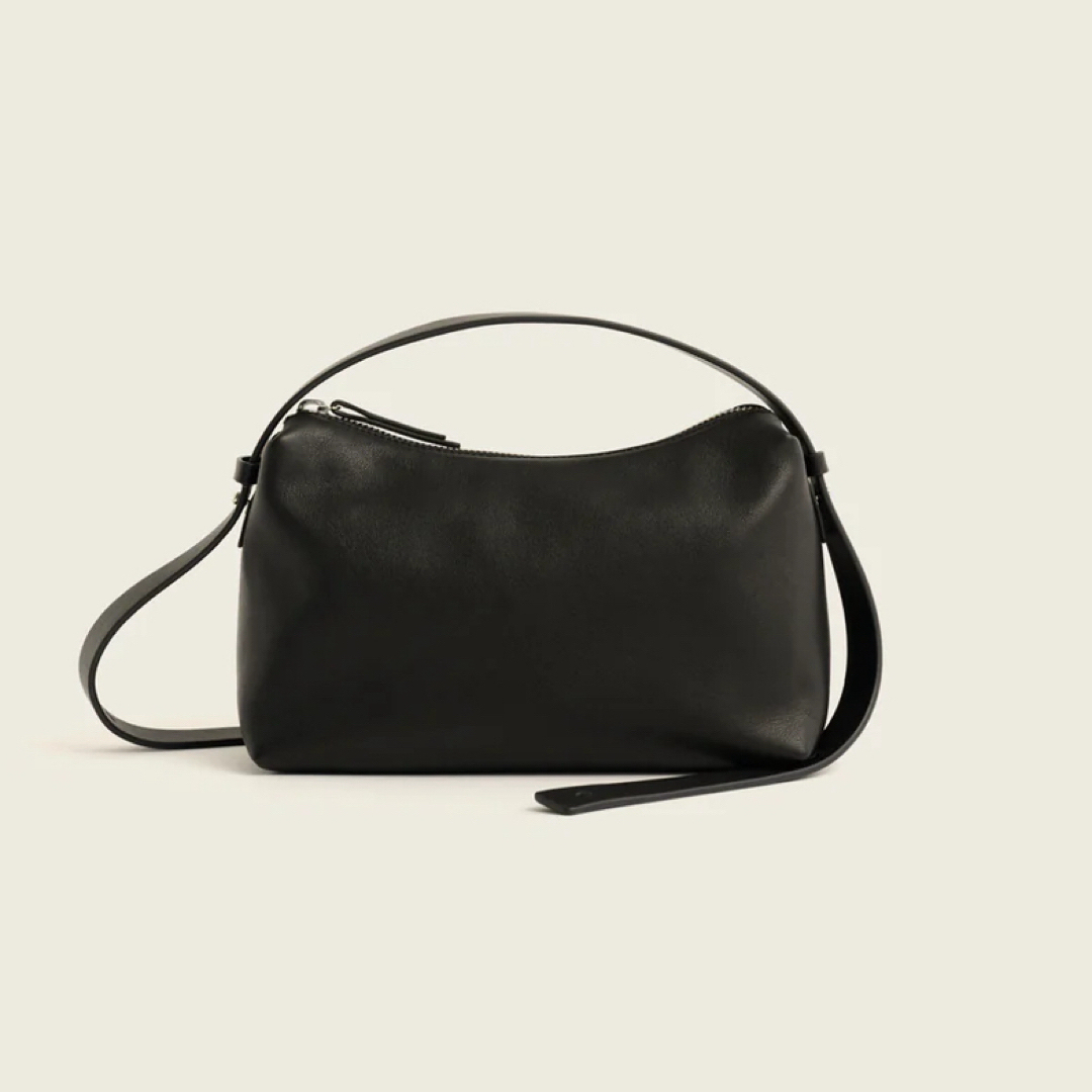 新品未使用 ENOF mini bag DEAR black イナフ ミニバッグ レディースのバッグ(ショルダーバッグ)の商品写真