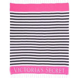 ヴィクトリアズシークレット(Victoria's Secret)の【新品❤︎未開封】VICTORIA'S SECRET Beach Blanket(その他)