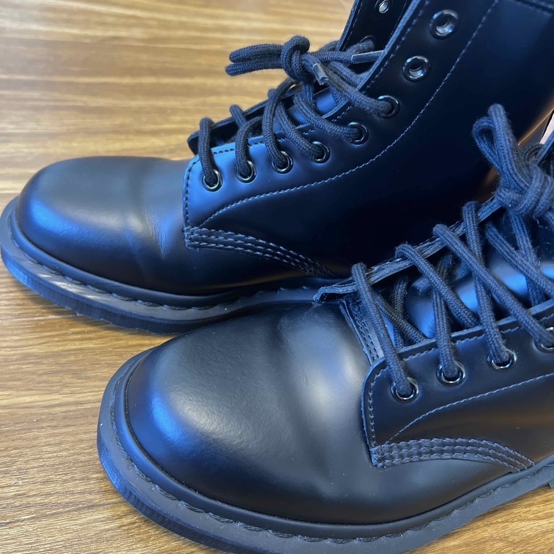 Dr.Martens(ドクターマーチン)のDr.Martens BOOTS all black ドクターマーチン ブーツ レディースの靴/シューズ(ブーツ)の商品写真