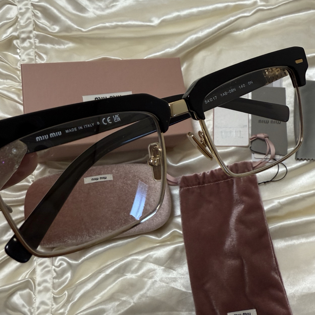 MIU MIU - miumiu ランウェイサングラス メガネの通販 by shop MIU MIU - miumiu ランウェイサングラス メガネの通販 by shop