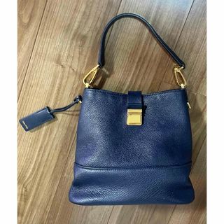 MIU MIU(バッグ ・ ブルー・ネイビー/青色系)のフリマアイテム一覧 MIU MIU(バッグ ・ ブルー・ネイビー/青色系)のフリマアイテム一覧